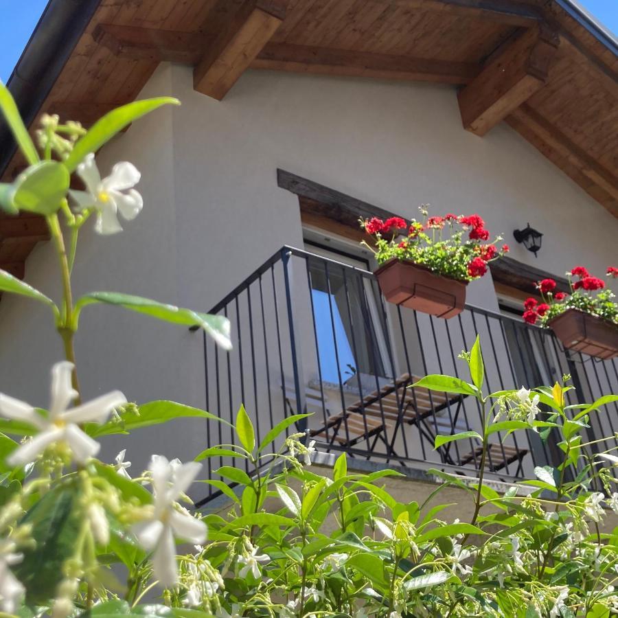 Bed and Breakfast Il riccio di Ricciano Casale Corte Cerro Esterno foto