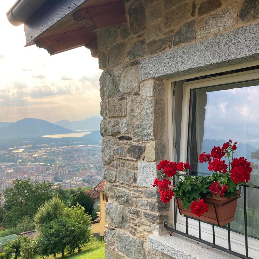 Bed and Breakfast Il riccio di Ricciano Casale Corte Cerro Esterno foto